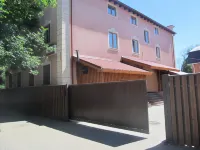 Tveritsyi Hotel