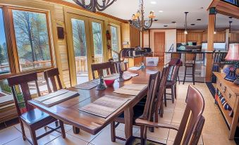 Elktrace Bed and Breakfast