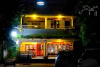 Nutshell-Airport Retreat by the Sea