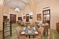 Arova Woods Zinc Journey by the Fern, Lonavala Hotel dekat Karla Caves