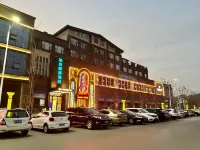 城市輕奢飯店（石首解放路中央城店） - 停車場