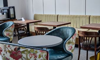 Gizzat Plaza Hotel