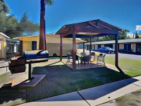 Harbor Lights Cottages 3 - Homestays