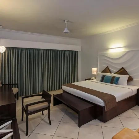 Sonesta Inns Beach Resort - Candolim Beach