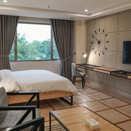 Roomy Signature Hotel, Islamabad