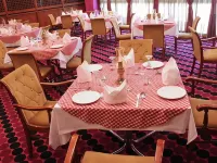 Oriental Palace Hotel - พร้อมอาหารเช้า