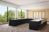 Travelodge by Wyndham Sydney - Parking