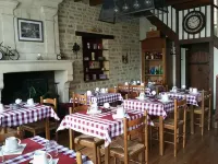 Logis des Bessons Hotels in Asnieres-la-Giraud