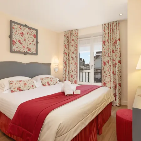 Relais des Trois Châteaux Hôtel-Restaurant - Teritoria