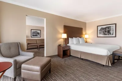 Best Western Plus Garden Court Inn Hotel di Fremont