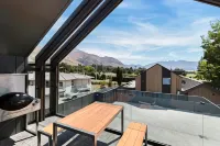Ahurei Apartments