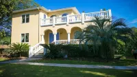 50% Special!  Mediterranean Villa;  444 ft to Beach! Ranked in Top 1%. - 4つ星