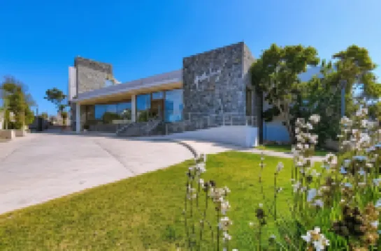 Yachting Hotel Quintero Отели в г. 