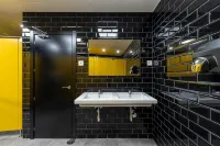 อาร์ท เซเว่น โฮสเทล แคปซูล