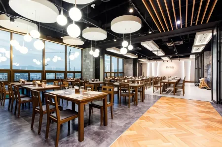 Hotel Logenir Отели в г. Кимчхон