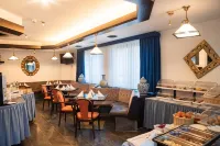 Hotel Astoria am Urachplatz - sarapan