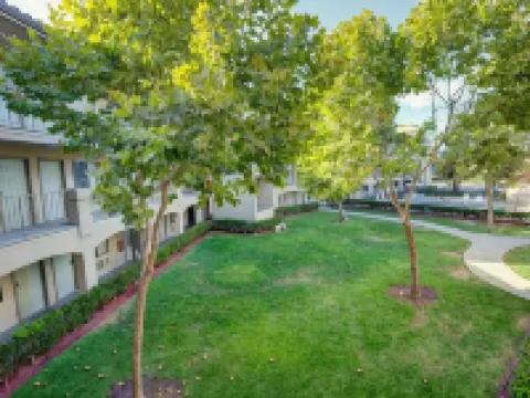Inn at Rohnert Park Hotels in Sonoma County
