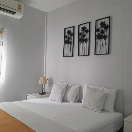 Baan Thon Beach Resort Hotéis em Narathiwat