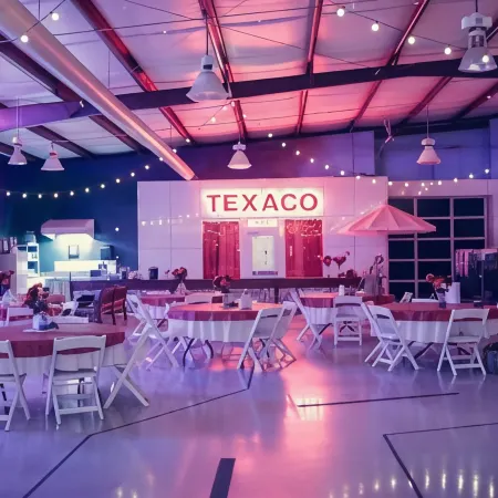 Lone Star Glamp Inn