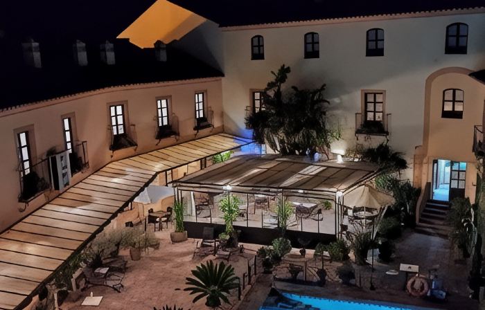 Hotel Alcázar de la Reina