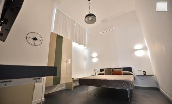 Corte Cairoli B&B and Suites