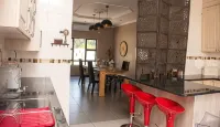 Kendi's Inn Self Catering Apartments Hotels in Jwaneng