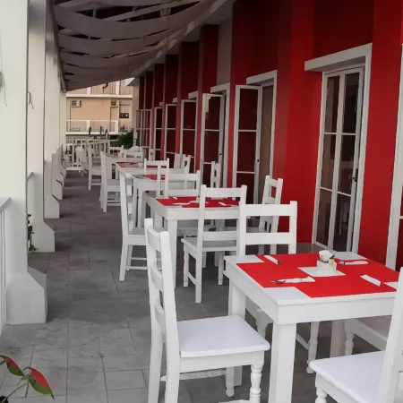 Ramada by Wyndham Tikal Isla de Flores