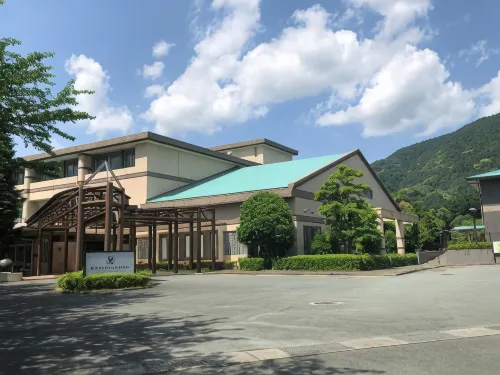 Route Inn Grantia Fukuoka Miyawaka - Wakita Onsen - parking