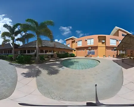 Alunsina Hotel and Spa Hotels in Capiz