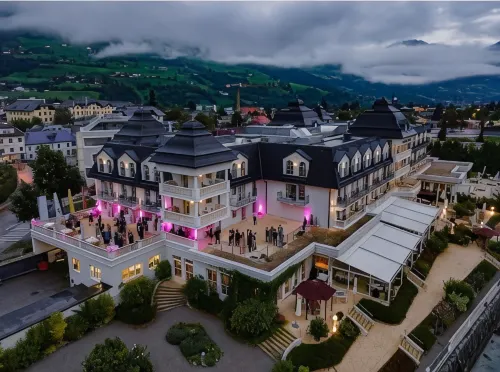 Grandhotel Lienz Business-Wellness & Gourmet - Pet friendly