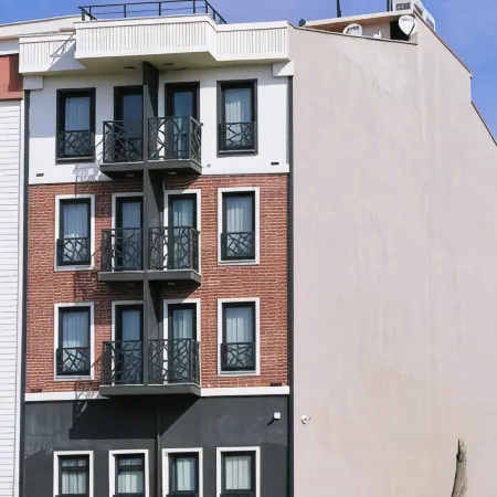 Aybek Ratio Hotel