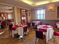 Supreme Inn Boston - breakfast