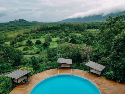 Rabbiz Hill Resort Hotels in Kaeng Hang Maeo