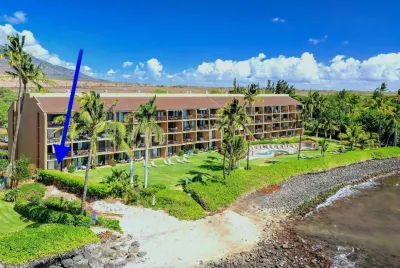 Heated Pool, Hot Tub, Direct Beach Access - Stunning Coastal Haven 卡胡盧伊住宿飯店