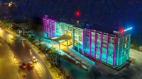 Swiss-Belcourt Kupang - Parkplatz