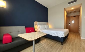 Holiday Inn Express Valencia-Ciudad Las Ciencias