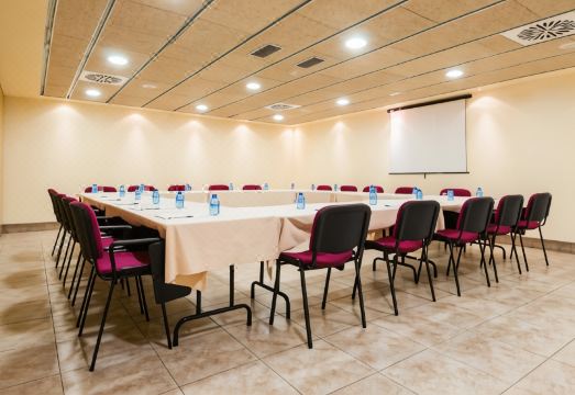 이비스 스타일스 팜플로나 노아인 썸네일