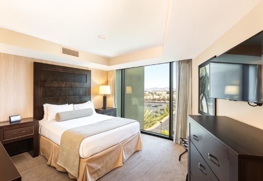 2. 더 버클리 라스..