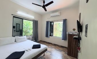 Coastal Gateway Resort, 3 Min Walk to Nagaon Beach