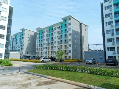 Spacious 36Sqm Studio with 65" TV Netflix Karaoke and Pool Access Near Airport and Samal Ferry Hotel a 