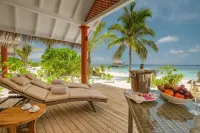 Kudafushi Resort & Spa - All Inclusive Hotels in Maduvvari