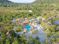BeachWalk Koh Rong Hotels near Long Set Beach