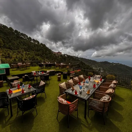 Asia Spa Resort Centrally Heated for Your Comfort Just a 10-Minute Drive from McLeod Ganj Market
