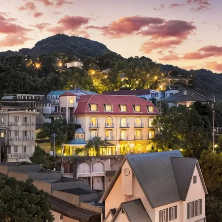 Setre Glover's House Nagasaki Отели рядом с достопримечательностью «Мегами Охаши мост»