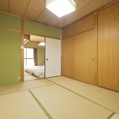 Guest House Shine Bright Hotels near منتزه كاشي كاين سيلفانيا غاردين الترفيهي