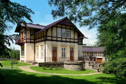 Spa Resort Libverda - Hotel Nový Dům فنادق في Lazne Libverda