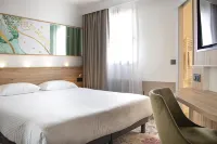 Brit Hotel Angers Parc Expo - l'Acropole Hôtels à : Saint-Barthélemy-d'Anjou