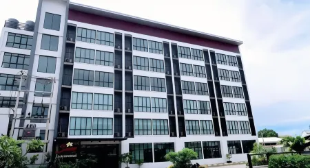 Sans Hotel