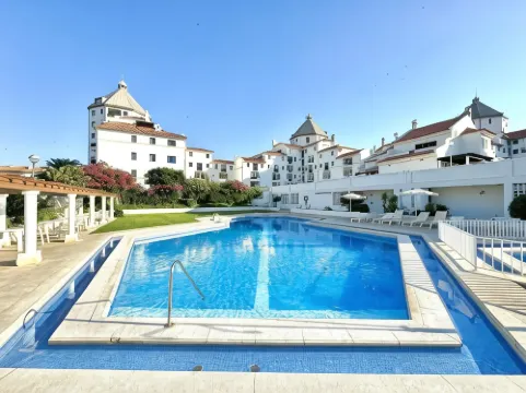 Vilamoura Central 7 with Pool by Homing