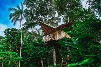 Buru Nature Hotel Hôtels à : 